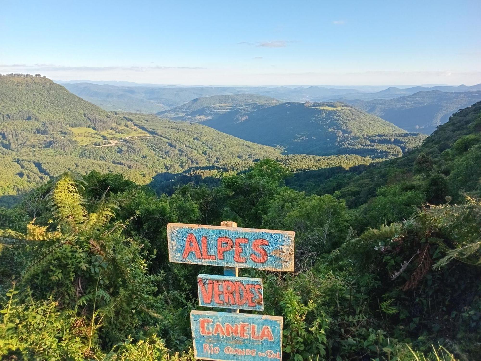 Alpes Dos Anjos Casa Mobiliada Perto Do Centro Canela Rs Oda fotoğraf